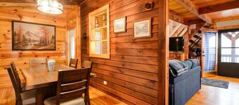 Hot Tub | Arcade | WiFi | Whispering Winds - RRG!