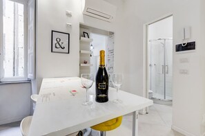Dining - BDC - Alpha Apartment in Monti district with 2bath (Roma)