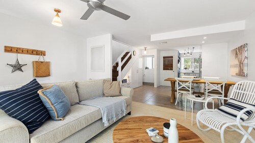 5 Samarin Court - Convenient & Comfortable