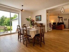 Dining - TY AR STIVELL, the balance between land and sea 4-7PERS, MOELAN / SEA, WIFI, BEACHES (Moëlan-sur-Mer)
