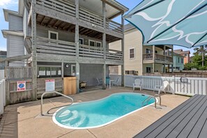 Pool - Sisters Ugly: Oceanside | Private Pool | Rec Room. (Nags Head)