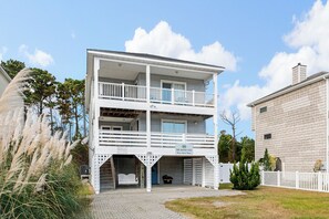 Exterior - Sisters Ugly: Oceanside | Private Pool | Rec Room. (Nags Head)