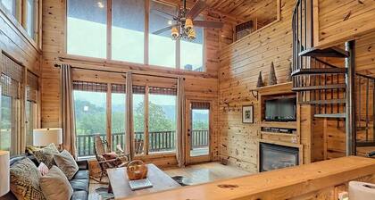 MOUNTAIN CABIN, VIEWS, HOT TUB, FIRE PIT
