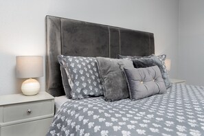 3 soverom, wi-fi (inkludert) og sengetøy