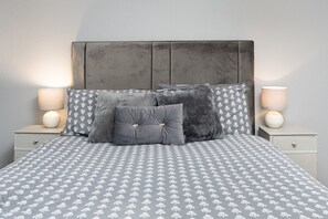 3 bedrooms, free WiFi, bed sheets