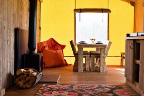 Dining - Rusty Lane, Safari Lodge (Seend)