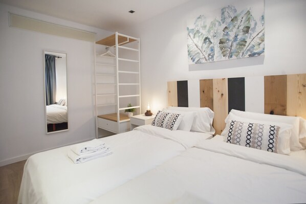 3 chambres, fer et planche à repasser, accès au Wi-Fi (inclus)