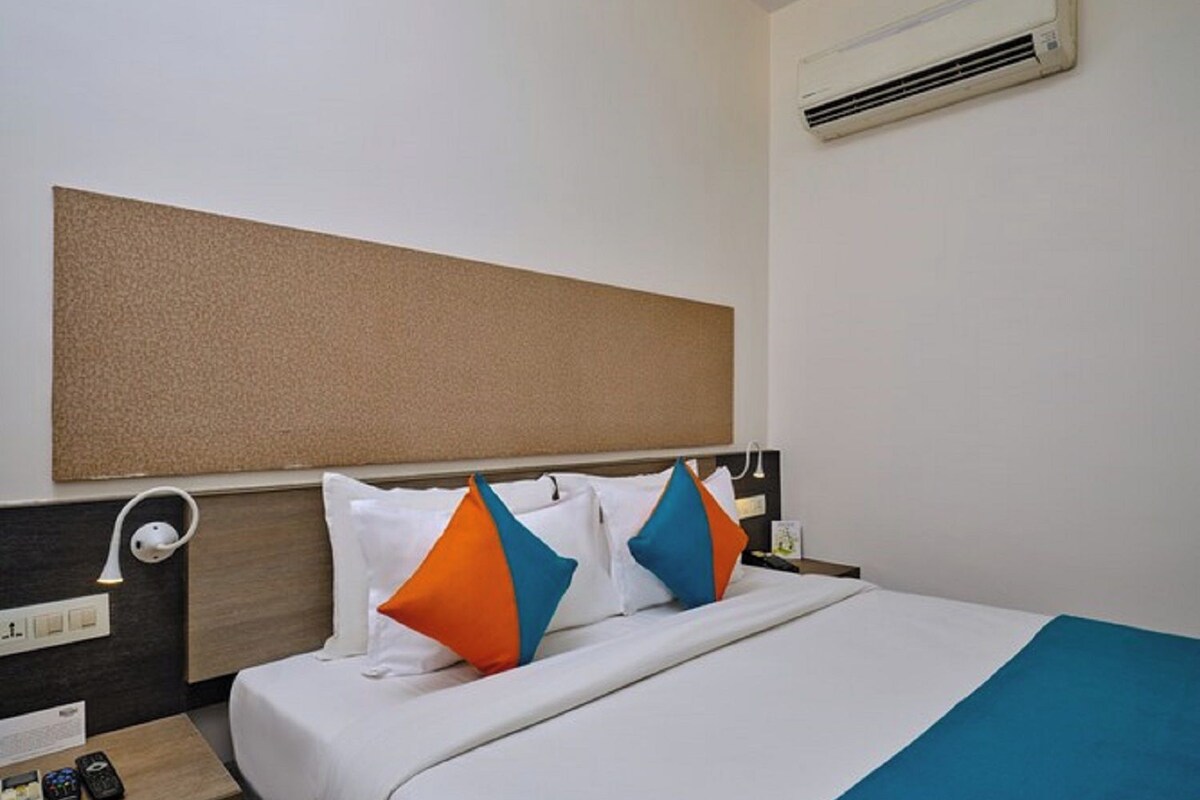 Deluxe Room 1