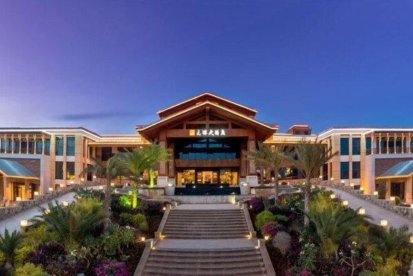 Exterior - Yuanmou Grand Hotel (Yuanmou)