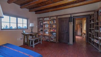 1 Schlafzimmer, Schreibtisch, Bügeleisen/Bügelbrett, WLAN