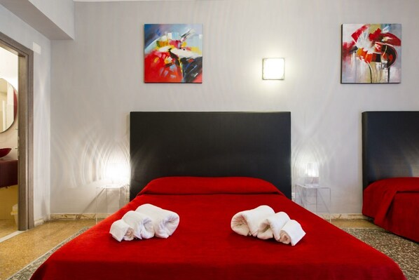 1 bedroom, WiFi, bed sheets