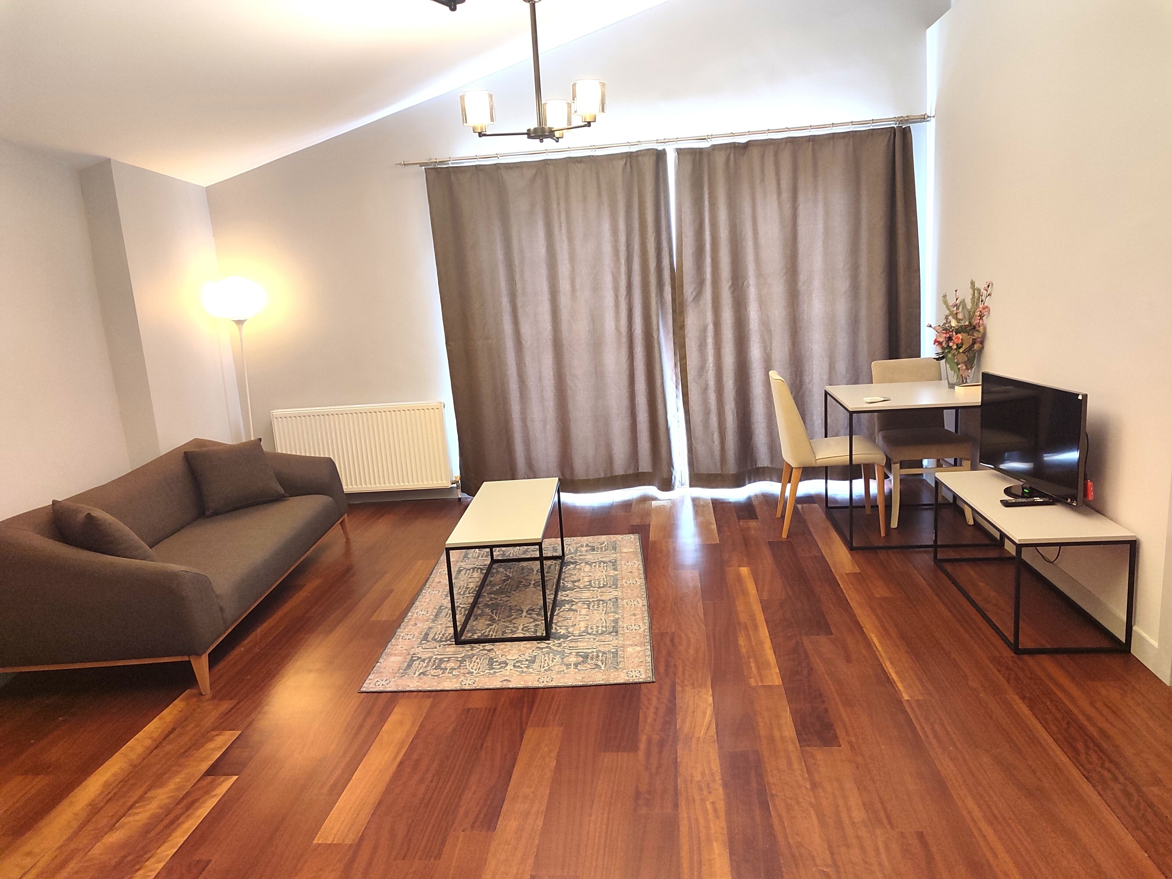 Stüdyo Terasli | Premium bedding, minibar, desk, laptop workspace