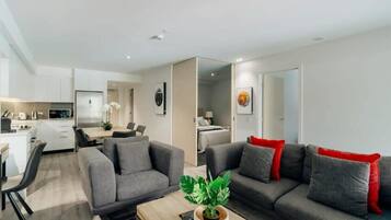 TV, fireplace, offices