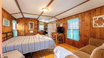 1 bedroom, iron/ironing board, Internet, bed sheets