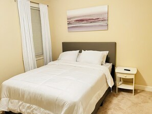 2 bedrooms, iron/ironing board, WiFi, bed sheets - Southern Charm (Albany)