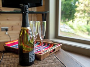 Food and drink - 3 bedroom accommodation in Linlithgow, near Edinburgh (Linlithgow, near Edinburgh)