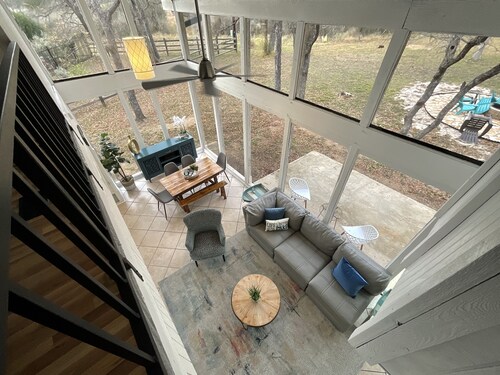 New!! Cozy duplex for 12