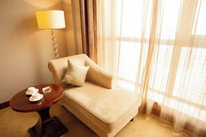 Room - Zidong International Hotel (Urad Front Banner)