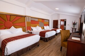 Hypo-allergenic bedding, down duvets, pillow-top beds, in-room safe - Hotel Hacienda Cusco Centro Historico (Cusco)