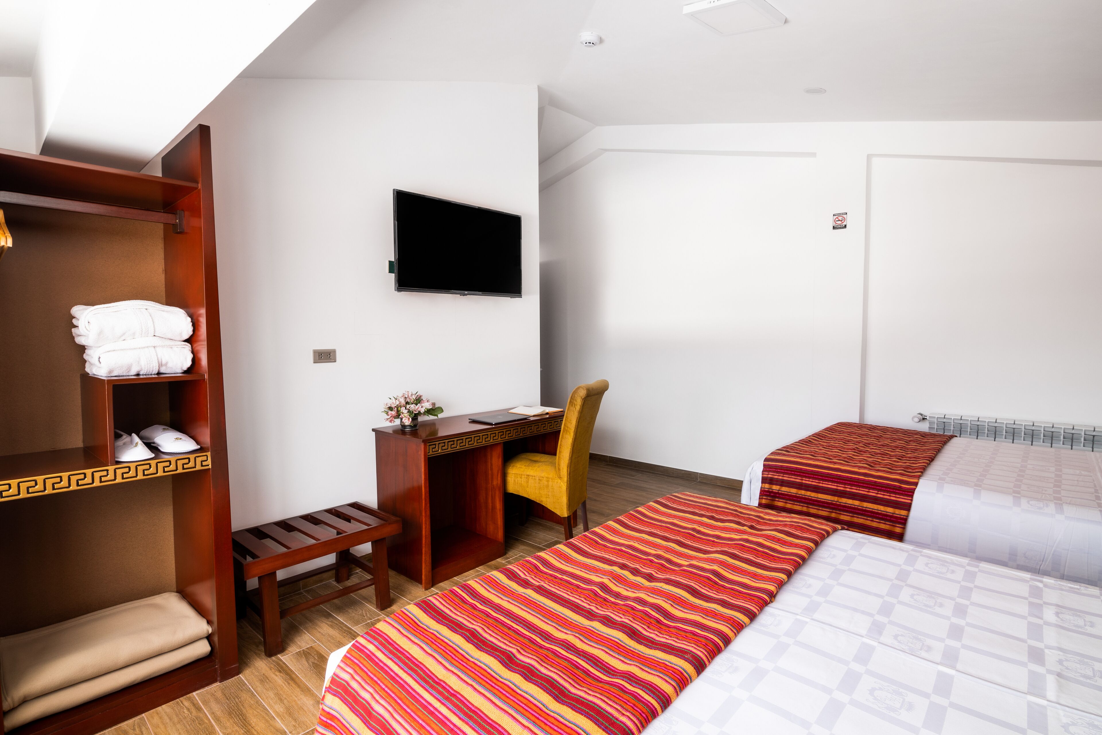 twin room, 1 bedroom | 1 bedroom, hypo-allergenic bedding, down duvets, pillow-top beds