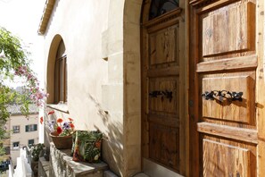 Front of property - Villa Can Moya (Palma de Mallorca)