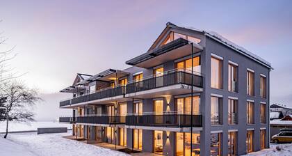 E Couple Deluxe - Top 7