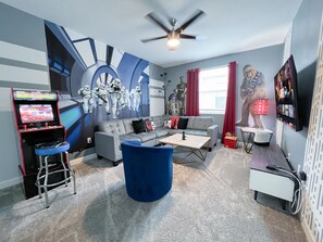 Smart TV, table tennis