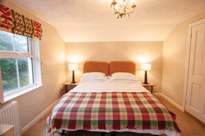 Casa tradicional | 4 habitaciones, tabla de planchar con plancha y wifi gratis 