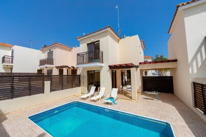 Protaras Allium Villa