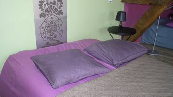9 bedrooms, iron/ironing board, free WiFi, bed sheets