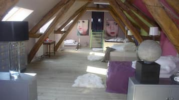 9 Schlafzimmer, Bügeleisen/Bügelbrett, kostenloses WLAN, Bettwäsche