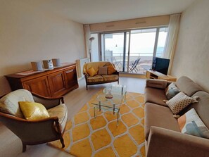 TV - appartement vue Mer (Concarneau)