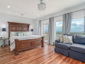 5 camere, accesso a Internet, lenzuola