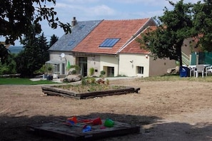 Exterior - Magnificent Ferme morvandelle des Roussis (Saint-Germain-des-Champs)