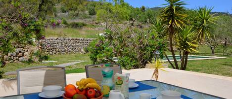 Restauration en plein air