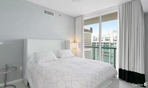 2 bedrooms, desk, free WiFi, bed sheets