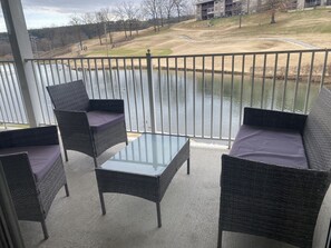 Property grounds - Beautiful Pond View 2 bed/2 bath (Branson)