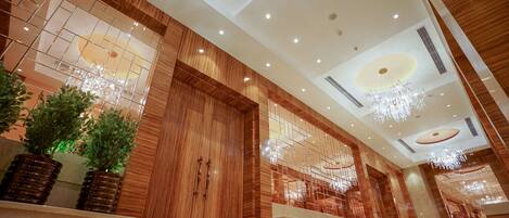 Pernikahan indoor