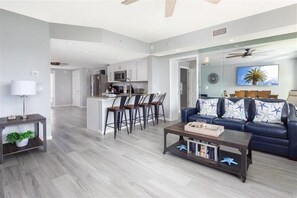 TV, offices - Wake Up to Waves & Gulf Breezes (Treasure Island)