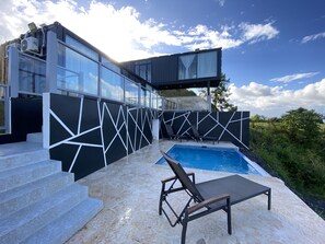 Outdoor pool, an infinity pool