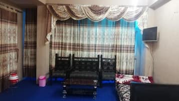 Kamar Double Standar | Setrika/meja setrika dan Wi-Fi gratis