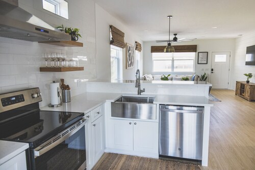 4 Bedroom Beach Home with Heated Pool & EV Charger