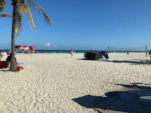 En la playa