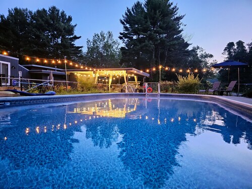 Private South Haven Retreat: Wooded Surround, Walk to Beach