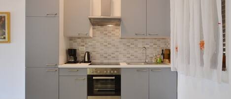 Frigorifero, piano cottura