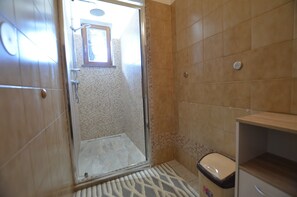 Shower, towels
