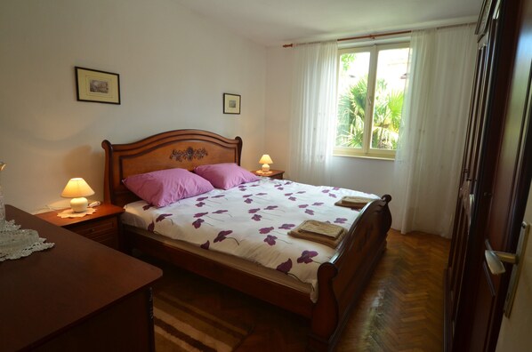 2 bedrooms, Internet, bed sheets - Tina two bedroom apartment (Rovinj)