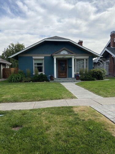 Comfortable historical home, centrally located