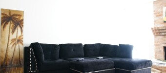 2 BR 2.5 Bathroom Townhouse Near Memorial City