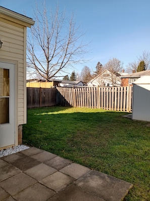 Exterior detail - Toronto Furnished Living- Niagara Falls (Niagara Falls)